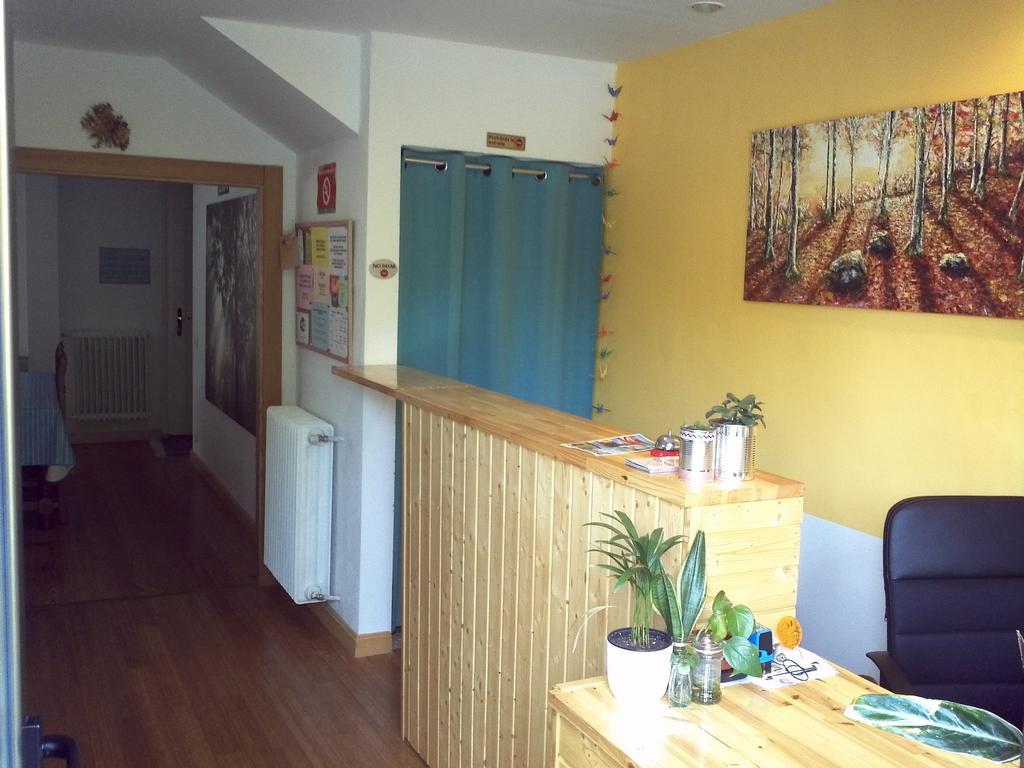 Xarma Hostel Pamplona Esterno foto